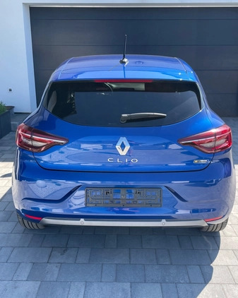 Renault Clio cena 65900 przebieg: 17000, rok produkcji 2021 z Słupca małe 154